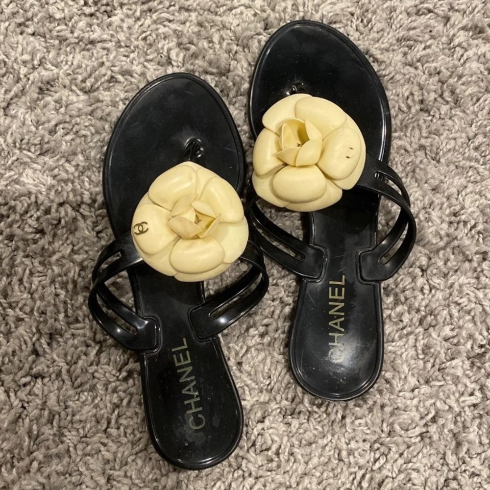 Chanel Flower Black Jelly Sandals
